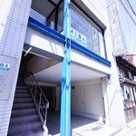 病院入り口