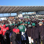 開会式。人がたくさん。