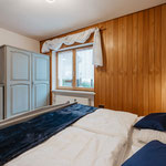 Schlafzimmer Fenster kleine Ferienwohnung