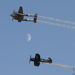  F4U-4 Corsair & Lockheed P-38 Lightning der Fyingbulls aus Österreich.