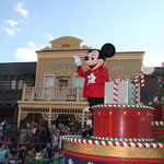 Winter-Christmas-Parade von Mickey, Donald&Co