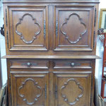 Ancien buffet 4 volets en chêne