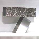 「Two Oblong Blocks 」  stainless steel, magnet