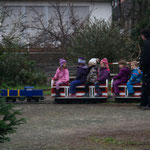 Eisebahn voll besetzt.