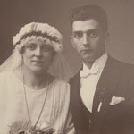 Hochzeitsfoto von Gertrud Bräuer und Carl Marx vom 25.09.1927 in Grimma.