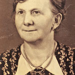 Ein Foto von Rosa Bertha Zabel, geb. Vetter ca. 1942.
