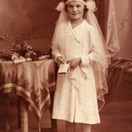 Kommunionsfoto von Rosa Marie Zabel ca. 1933 aufgenommen in Alt Ehrenberg.