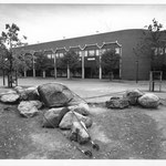 Nentwig 1987 Gebundenes Steinfeld Langenhagen, Findlinge aus den Ortsteilen, Stahlseile 