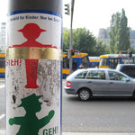 Ulla Nentwig 2010 "Leipziger Horizont", Vergoldungen an diversen Objekten in persönlicher Augenhöhe zwischen HBF und Mariannenpark. 
