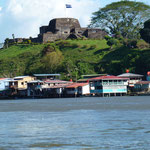 vue du bateau sur le rio San Juan