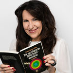 Beatrice Ganz, Präsidentin und Aktuarin der Astrologischen Gesellschaft Zürich