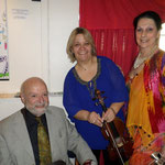 Les artistes en compagnie de l'auteur compositeur Georges F.CHALFOUN dit VALDARNO