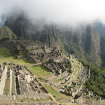 MAchu Picchu....Am Anfang war er noch bewoelkt