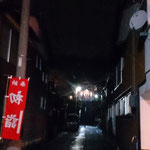 上八尾の平穏を見守ってくださる八幡さん 勝負の神様だそうですね かの隠岐の海も帰省の折にはよくお参りされるそうです