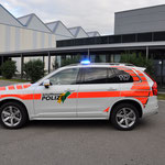 Schaffhauser Polizei Volvo XC90 mit VI-9000 Lichtbalken