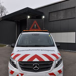 HTS Heavy Transport Service GmbH Ausnahmetransportbegleit-Fahrzeug mit LED Anzeigetafel