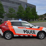 Stadtpolizei Brig-Glis Volvo XC60 mit VI-9000 Lichtbalken