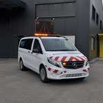 HTS Heavy Transport Service GmbH Ausnahmetransportbegleit-Fahrzeug mit LED Anzeigetafel