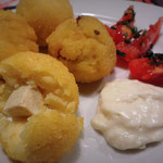 Mămăligă- Bällchen