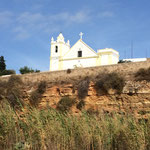 Blick auf die Kirche von Ferragudo