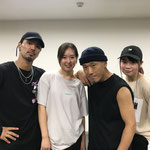 ダンススクール Beat squadのインストラクター陣、左からHIDE先生、AILI先生、代表TADA先生、AMI先生で記念撮影♪