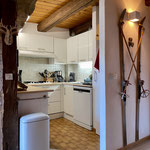 Cuisine équipée moderne dans un chalet en location aux Arcs 1600