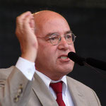 Gregor Gysi -Hier beim Wahlkampf 2010 auf dem Alexanderplatz in Berlin-