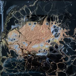 Ohne Titel, Acryl, Resin, Pouring auf MDF-Platte, 10 x 10 x 3 cm