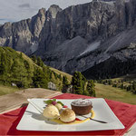 Rifugio Jimmyhütte - Grödner Joch / Kolfuschg / Alta Badia / Dolomiten 39033 Passo Gardena / Colfosco / Alta Badia Gourmet Südtirol 