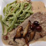 Kalbschnitzel mit Estragon-Weinsoße