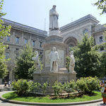 Leonardo da Vinci - Statue in Mailand