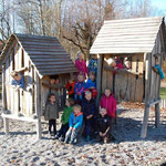 Draussen beim Spielhaus