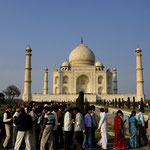 TAJ MAHAL [AGRA / INDIA]  - "peak busy hour"!:-)