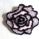 broche rose niv. 4