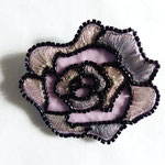 broche rose niv. 3