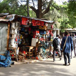 Das 2. Mal auf dem Straßenmarkt in Dakar (Senegal)