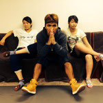 レッスン後、マコ、ヒデ、カナで、カッチョ良いポージングで写真を撮ってみたよー♪COOL！