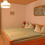 Gemütliches Doppelzimmer Ferienwohnung 1 am Schneiderhof