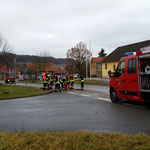Die Ölspur wurde mit Bindemittel abgestumpft und die Gefahr damit beseitigt.