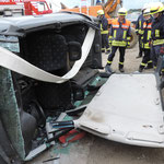 Damit ist die Rettungsöffnung groß genug um eingeklemmte Personen schonend retten zu können.