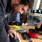 Luca ha costruito una stampante 3D con l'aiuto del suo prof. di Laboratorio Gianmario Fadda
