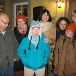 Gruppenbild vom begehbaren Adventskalender