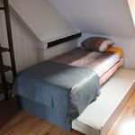 Schlafzimmer 2 mit Ausziehbett / bedroom 2 with pull out bed