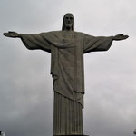 Christus breitet seine Hände über Rio de Janeiro aus