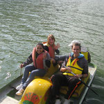 Tretbootfahren mit Olafs (Lettland) und Freunden meiner Gastschwester