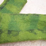 Stulpen grün, Merino mit Chiffon