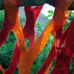 Gitterschal "Diagonale" rot/orange, Merinowolle (Detail)