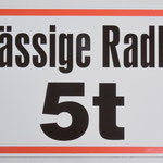 Schild Zulässige Radlast