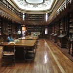 Biblioteca en Palacio de Mineria, DF