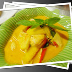 Rote Curry mit Ananas